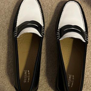 Red Weejuns / Handcrafted Leather  Size 8.5  / They retail fron $185 to $195